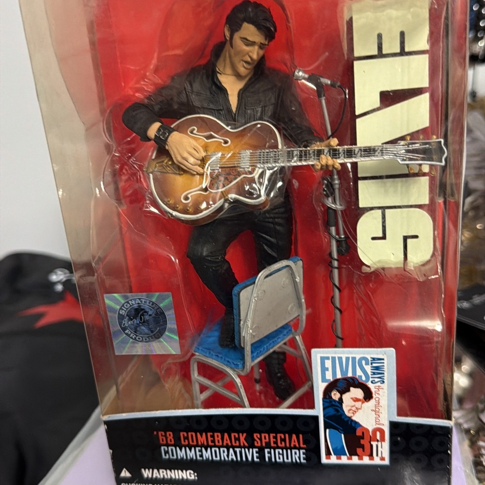 '68 Comeback Special Figure Elvis with Guitar